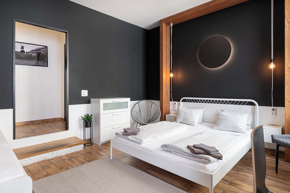 Superior Triple Room, Multiple Beds, Ensuite, Courtyard View