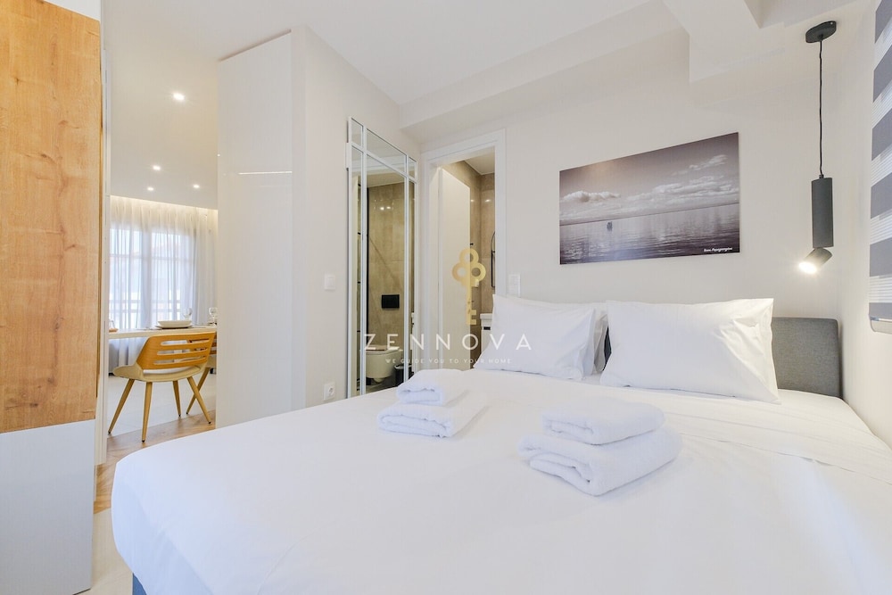 Deluxe Apartment, City View