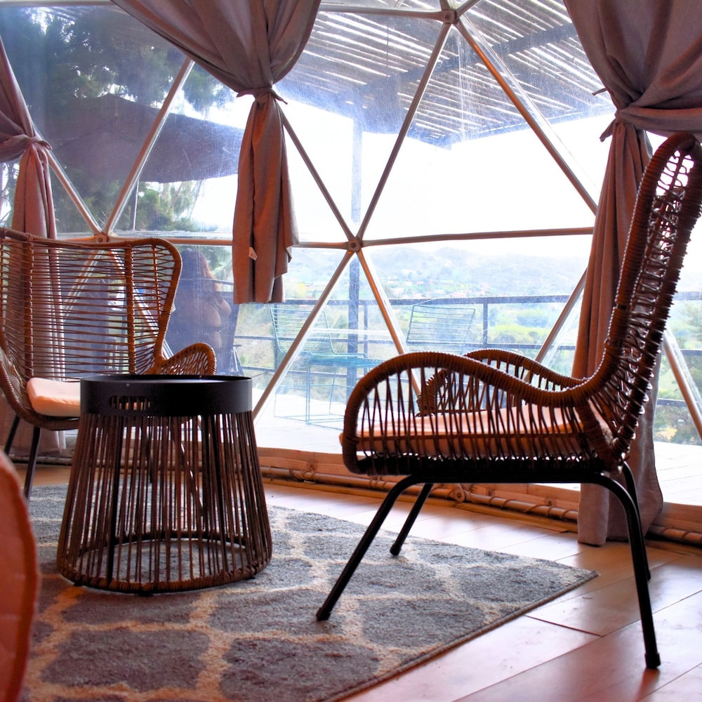 Deluxe Tree House, Mountain View photo 2