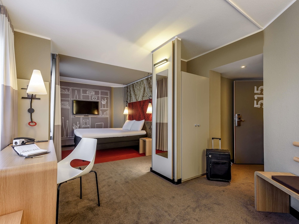 Junior Suite (Courtyard) - Photo 1