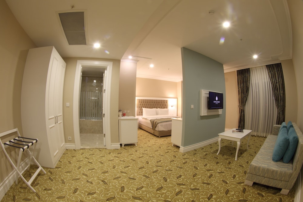 Junior Room