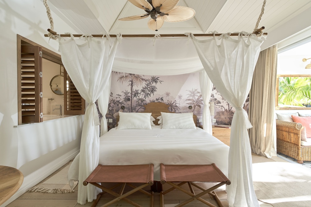 Deluxe Room (Premium) - Photo 9