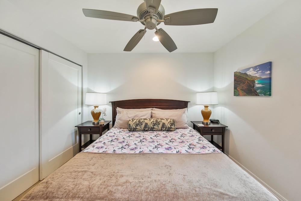Condo, 2 Bedrooms