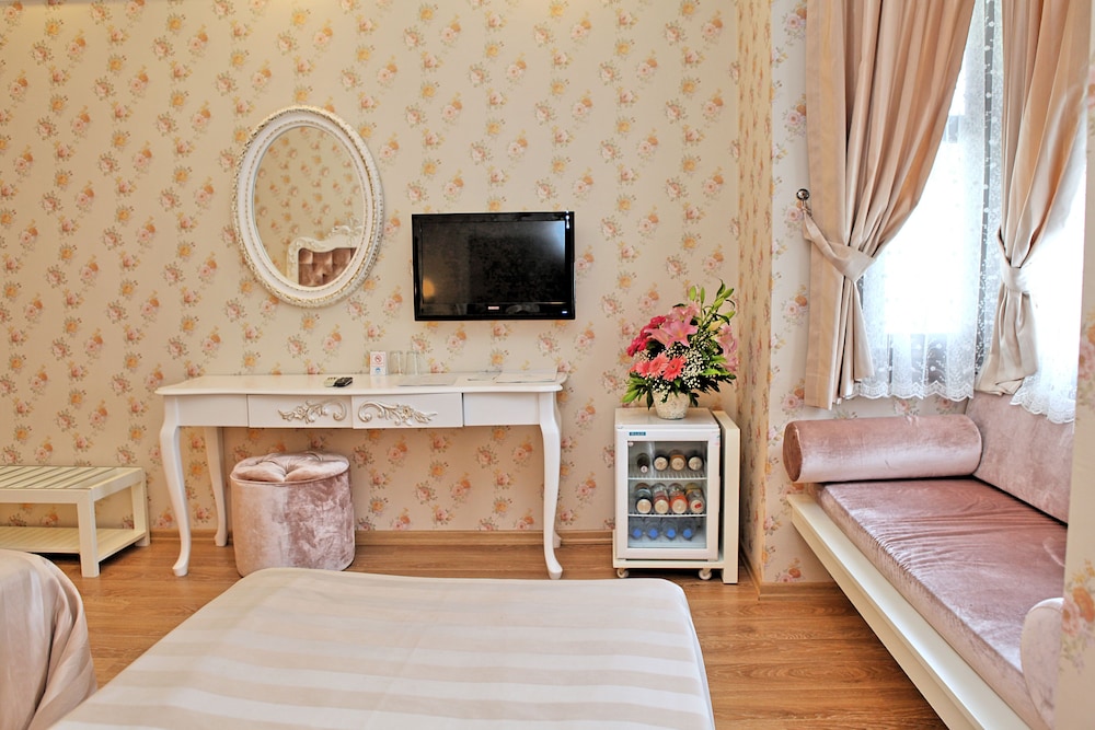 Deluxe Double Twin Room - Photo 7