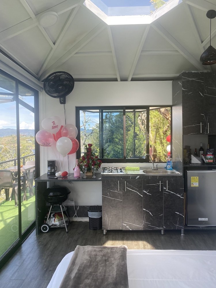 Panoramic Cabin photo 2