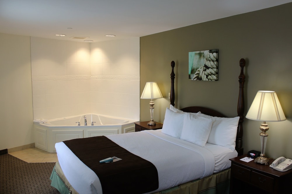 Standard Room, 1 Double Bed, Accessible, Non Smoking (Walk-in Shower) - Photo 1