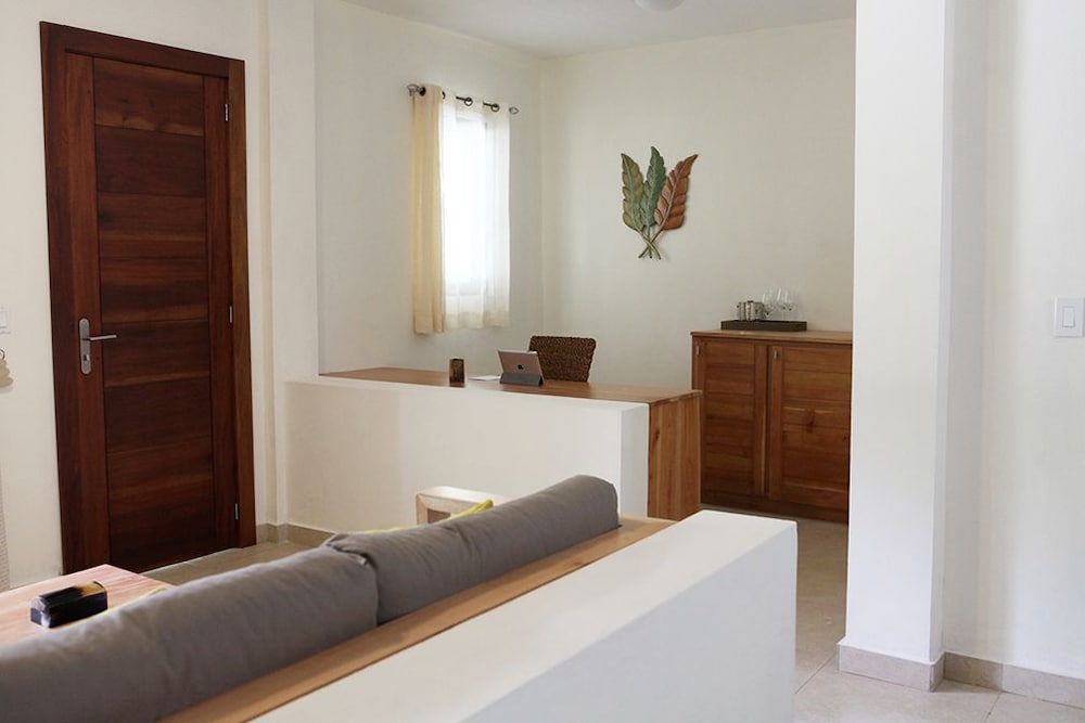 Classic Suite, 1 Bedroom, Accessible, Garden View photo 2