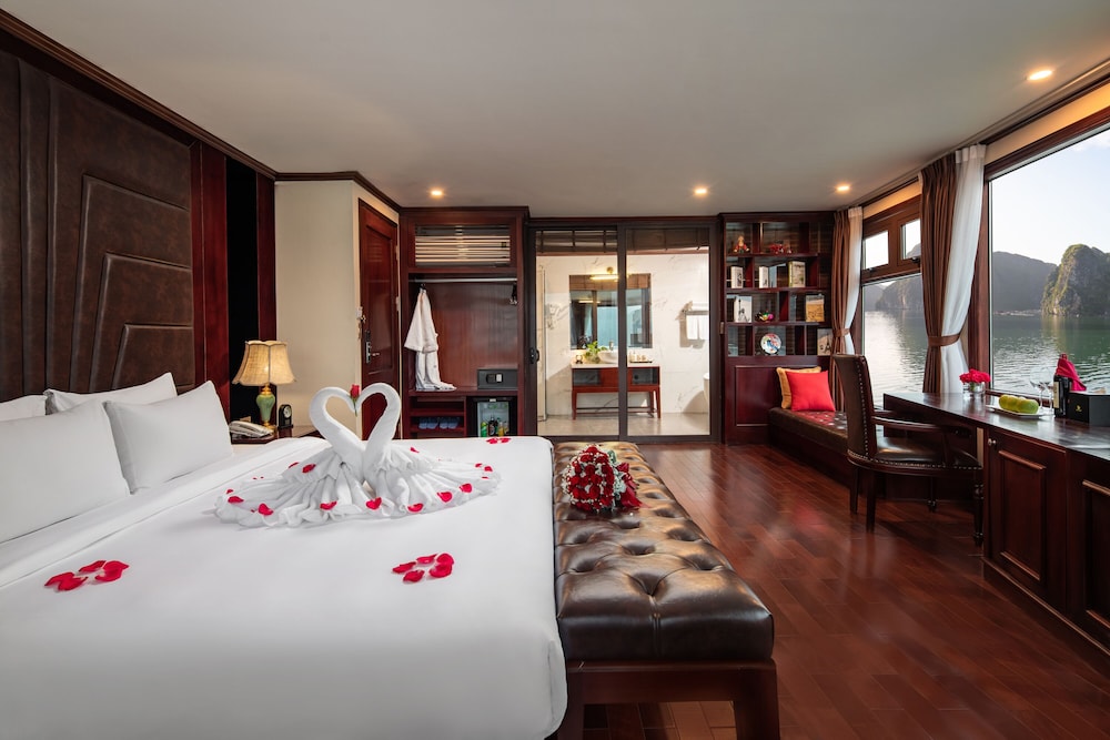 Honeymoon Suite Sea View with Terrace 3D2N