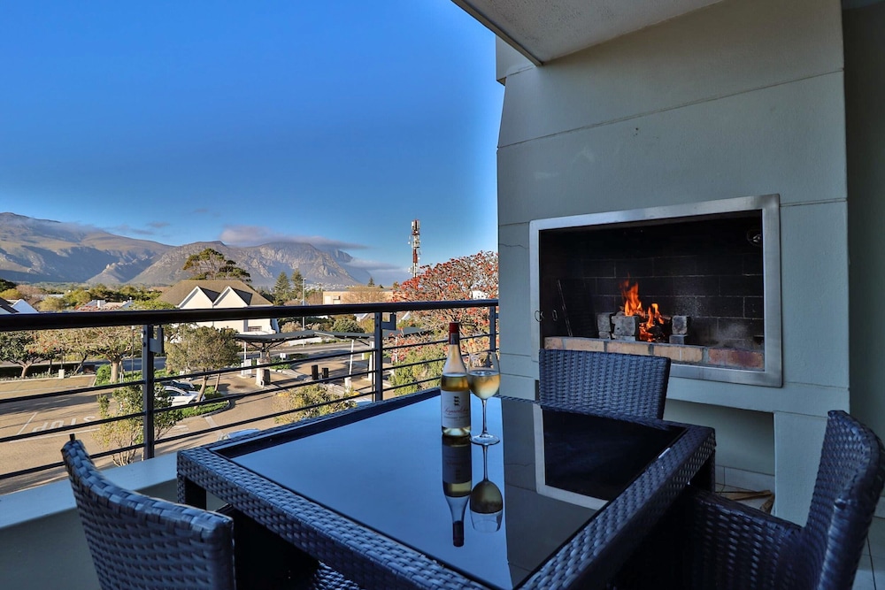 Three Bedroom Luxury Apartment