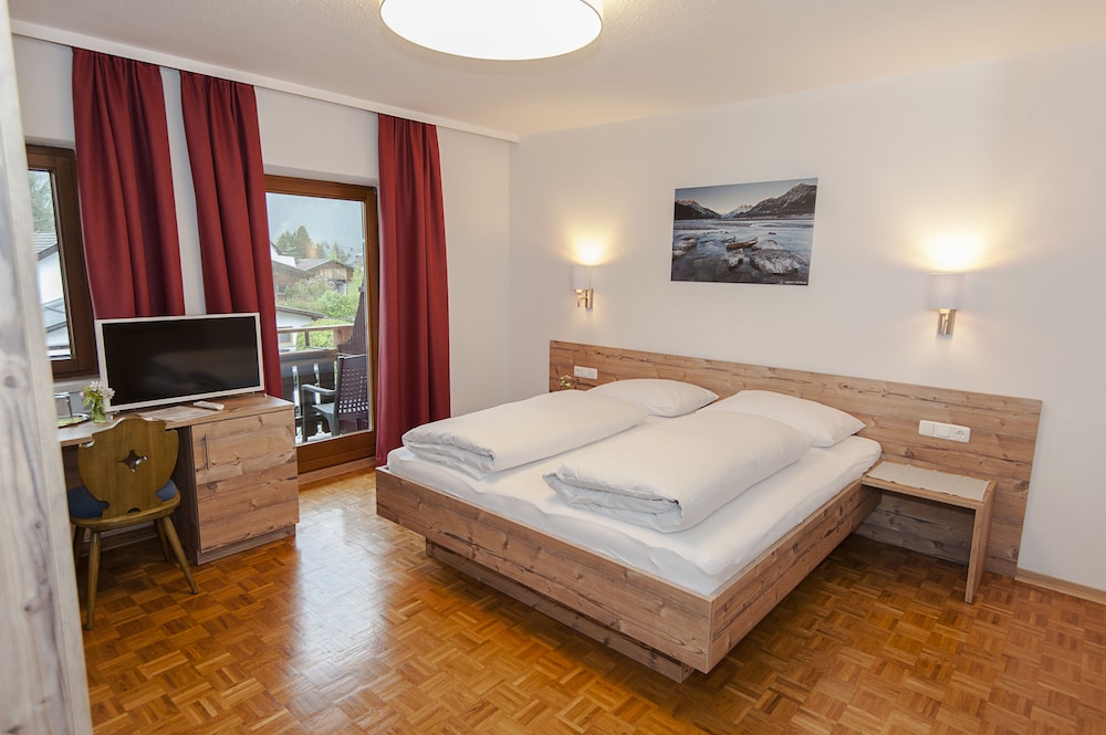 Grand Double Room photo 1