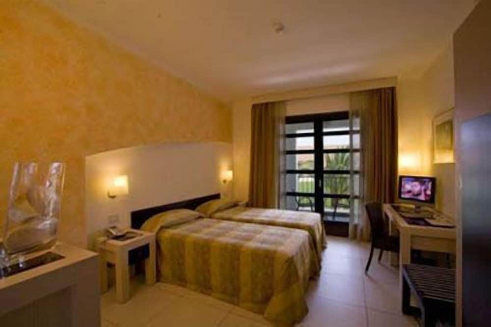 Comfort Quadruple Room - Photo 3