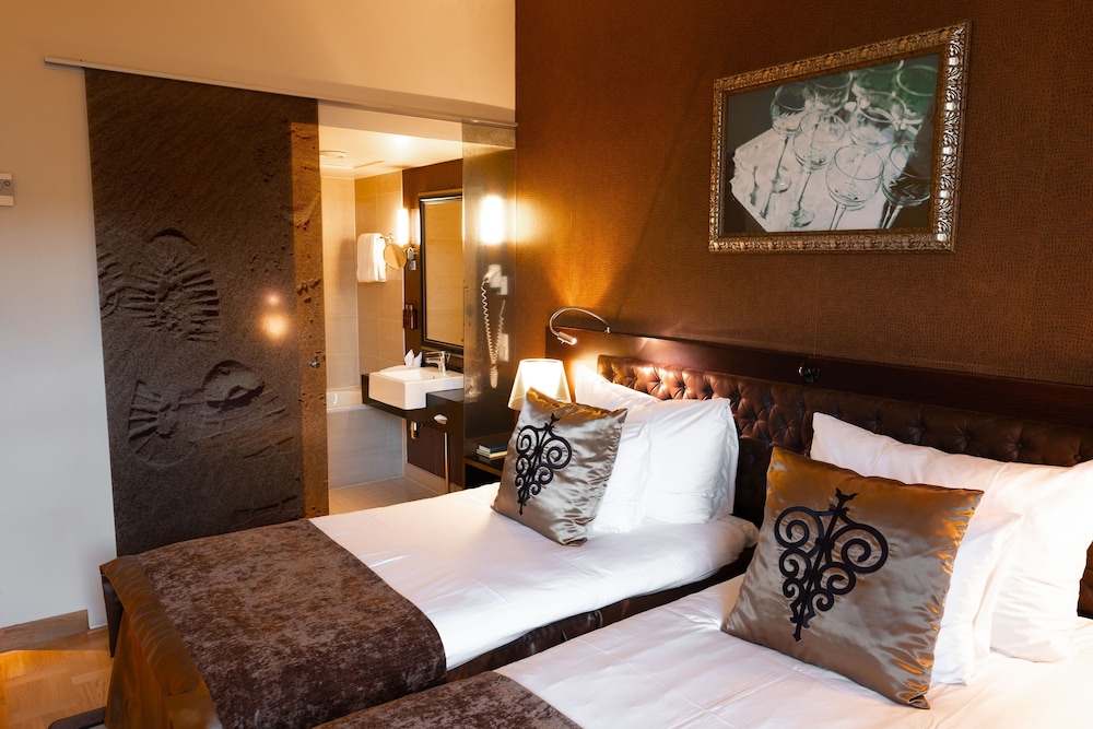 Superior Room - Photo 2