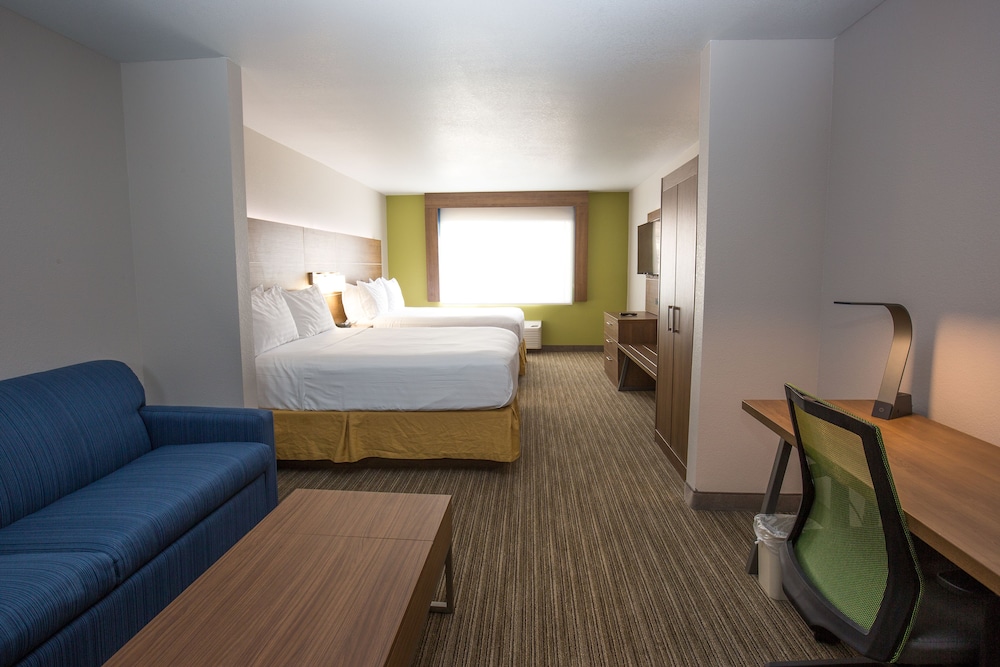 Standard Room, 2 Queen Beds, Accessible (Mobility) - Photo 4