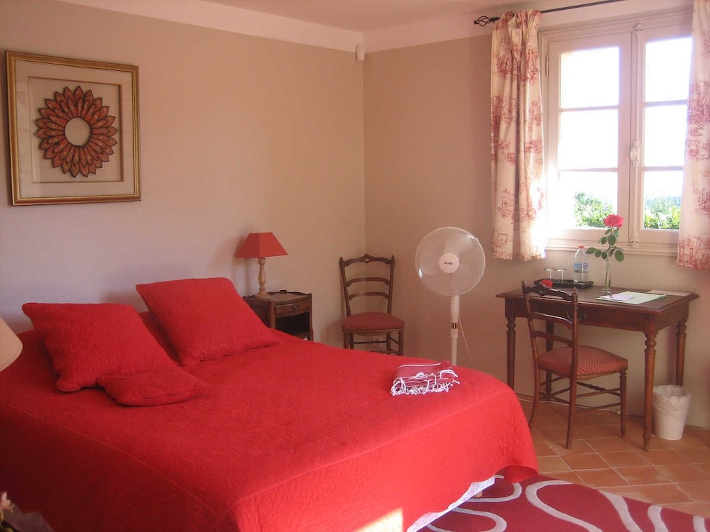 Double Room (Chambre Hibiscus) photo 1
