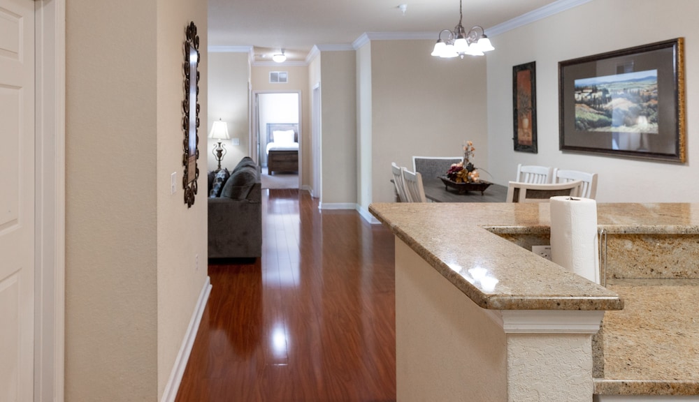 Condo, 3 Bedrooms