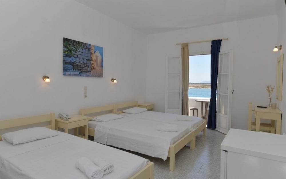 Triple Room (Upper floor)