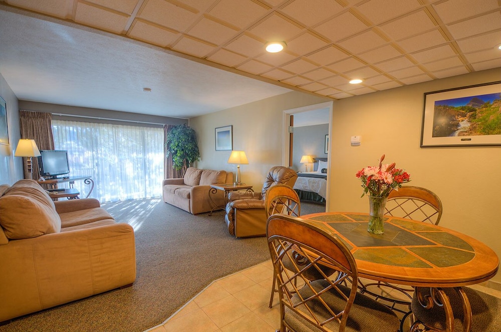 Executive Suite photo 2