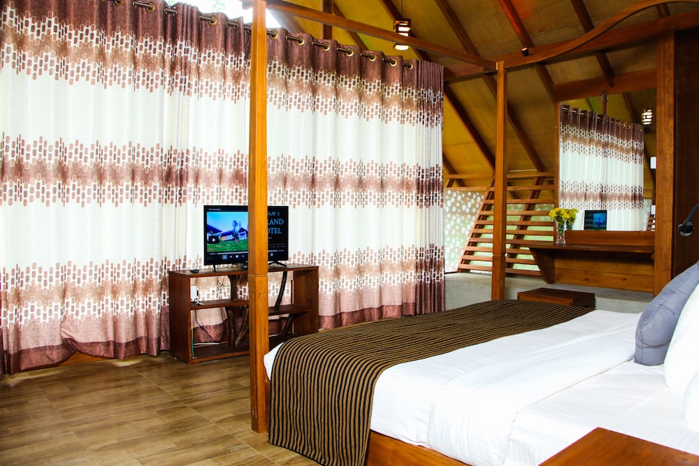 Deluxe Chalet photo 3