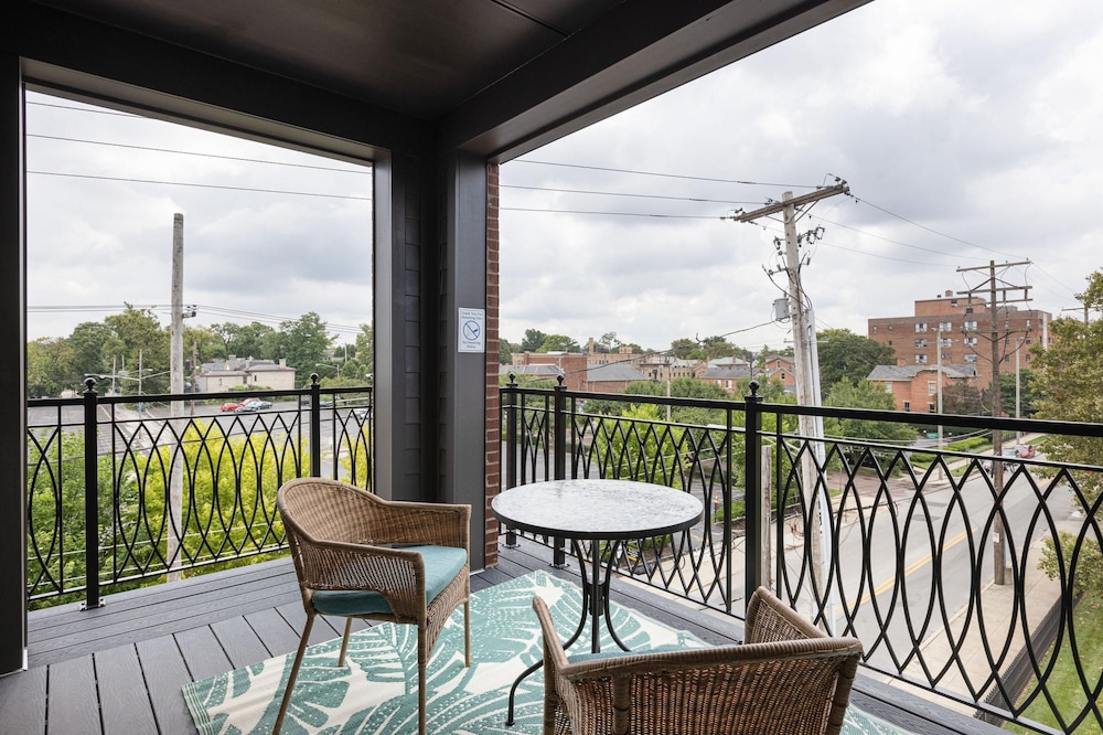 Downtown Luxury - Top Floor 2BR at Topiary Park, 写真 20
