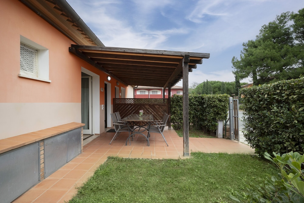 Comfort Condo, 1 Bedroom, Private Bathroom, Ground Floor photo 3