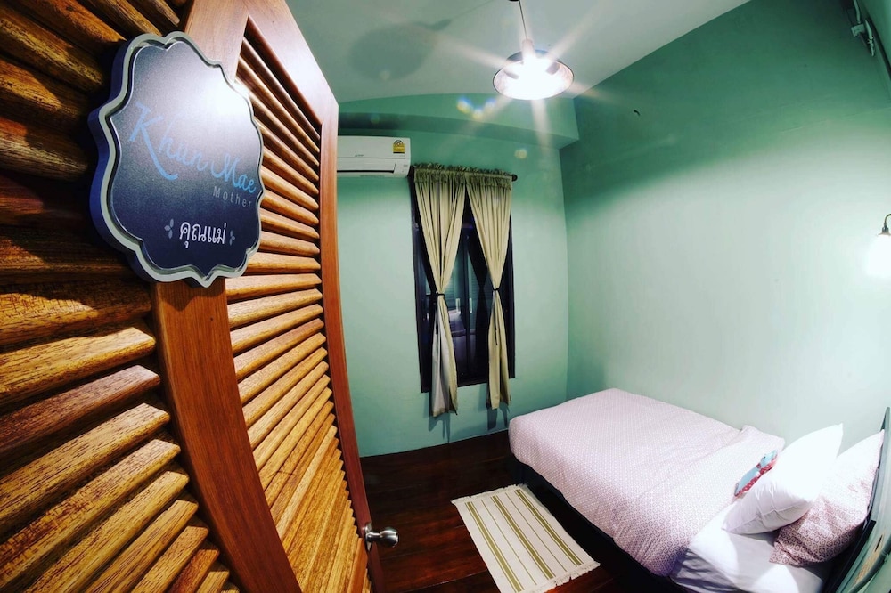 KHUN MAE Private Room photo 1