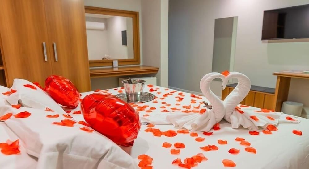 Romantic Double Room, 1 King Bed photo 3