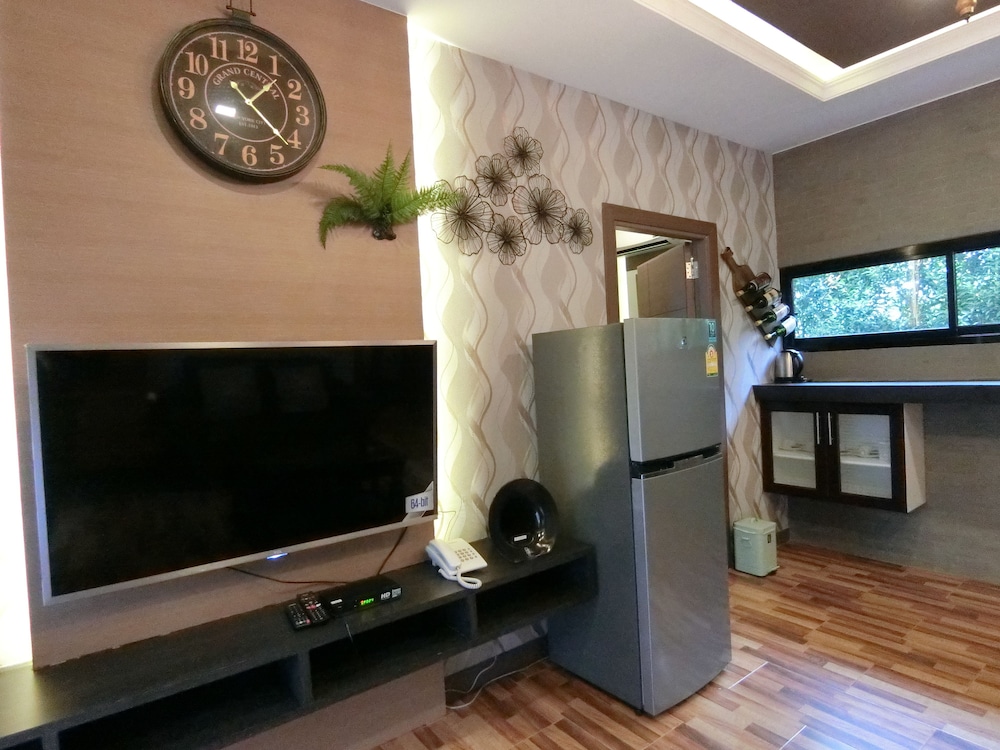 Executive Quadruple Room (2-Bedroom) photo 3