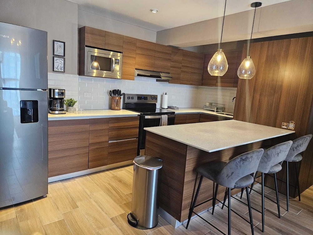 Basic Apartment, 2 Bedrooms, Balcony, City View