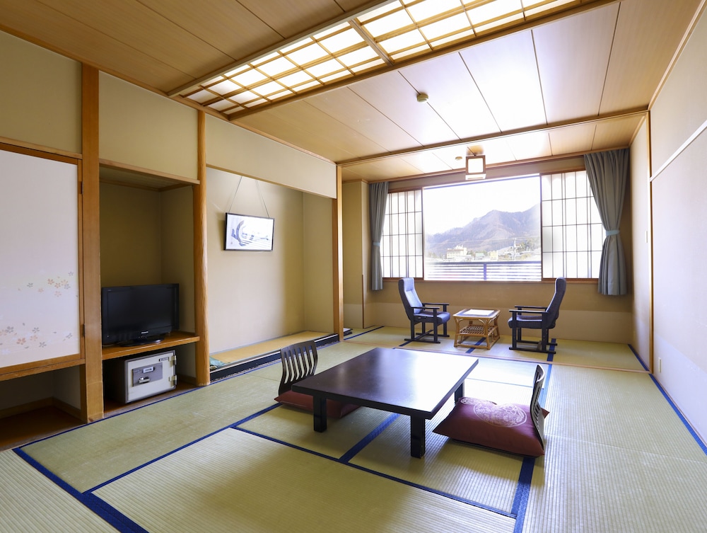 Japanese-Style Superior Room with Private Bathroom photo 1