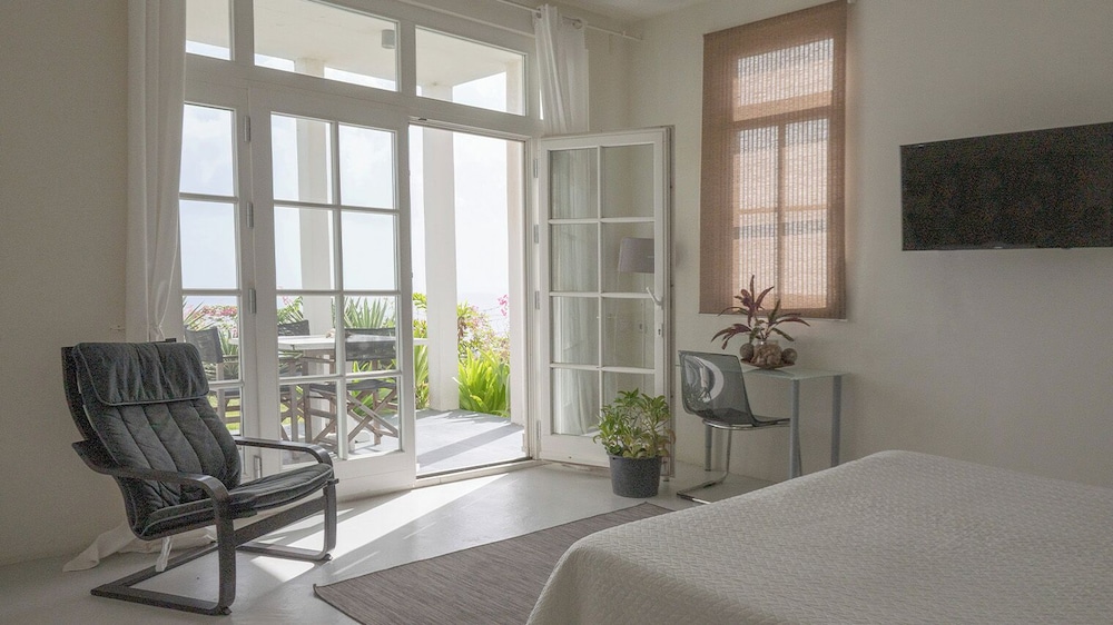 Comfort Suite photo 1