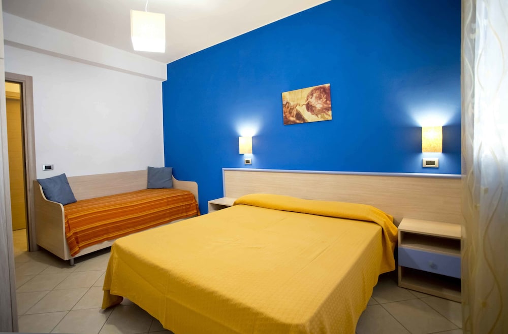 Comfort Apartment photo 2