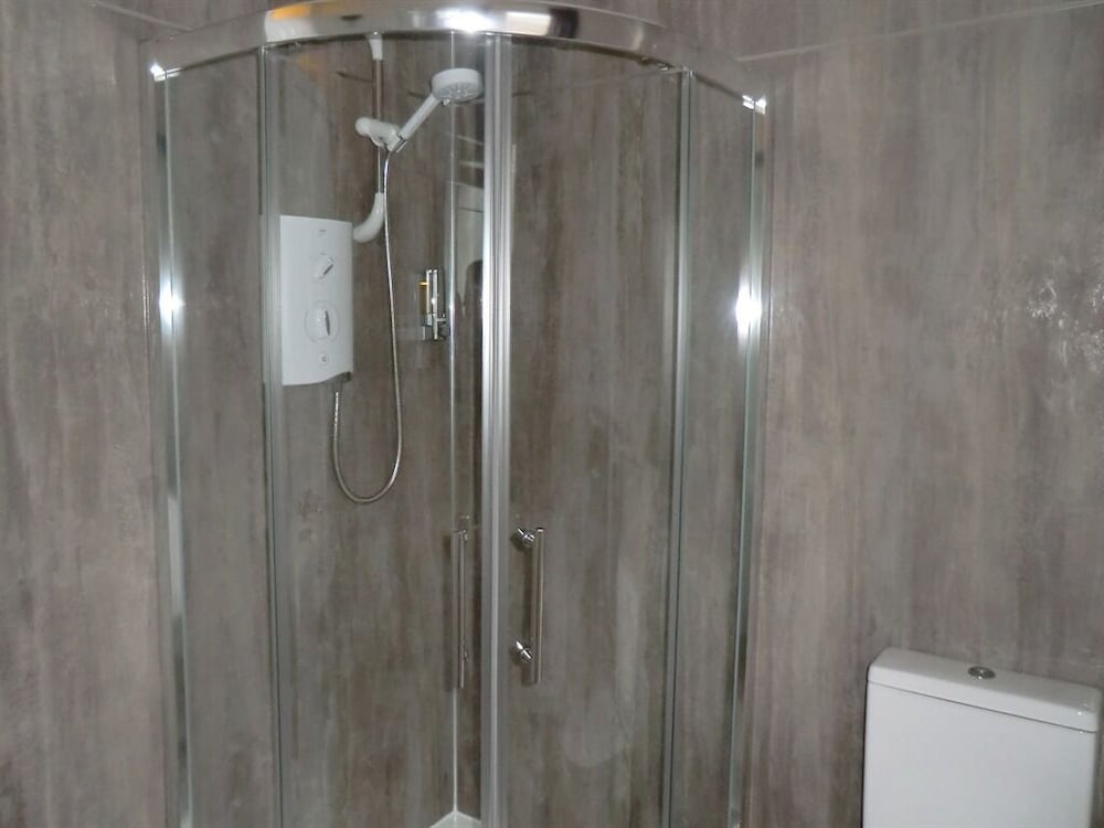 Single Room, Private Bathroom photo 3