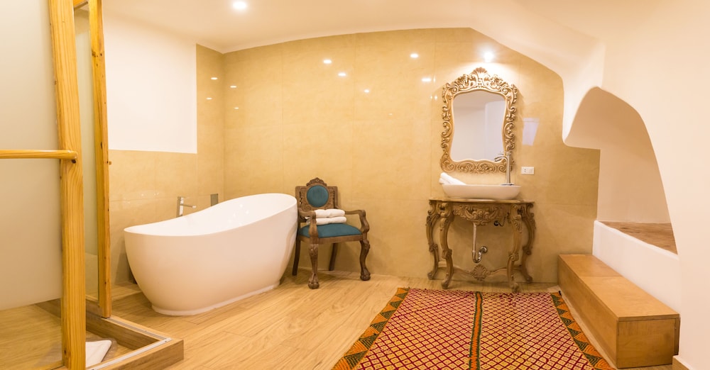 Superior Triple Room photo 3