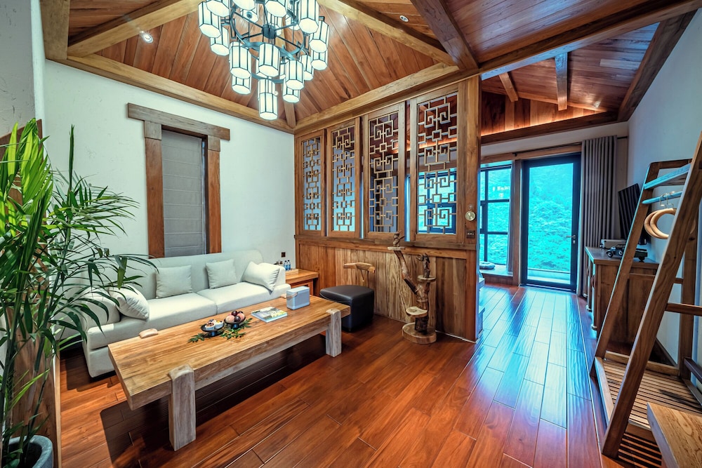 Signature Room photo 3