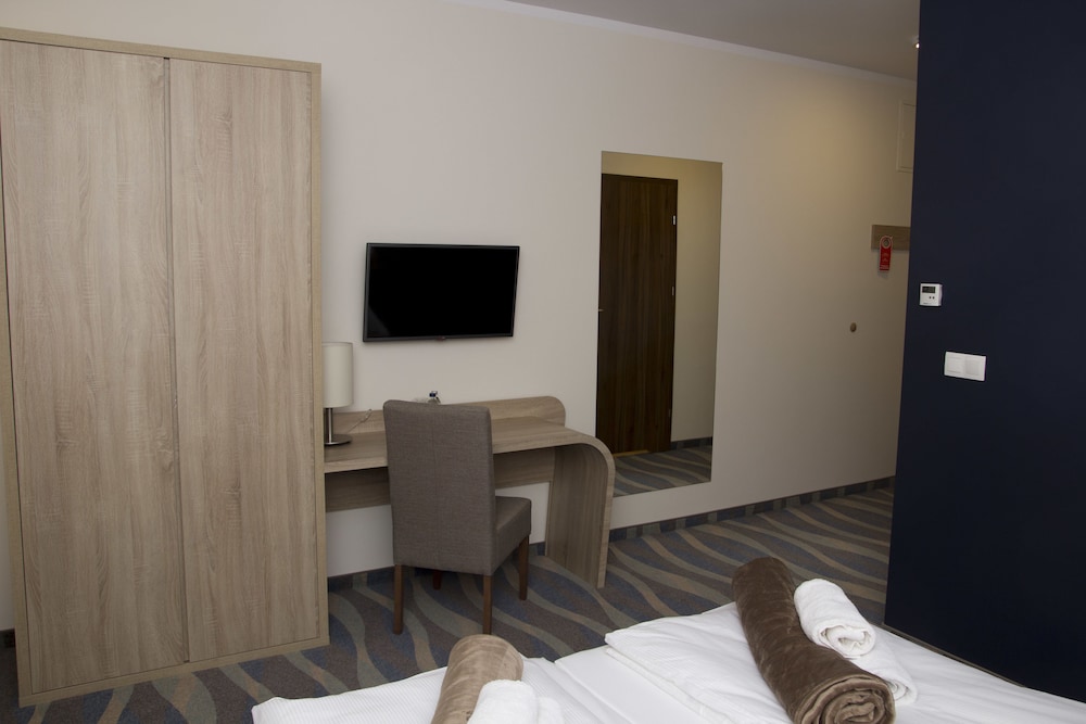 Superior Double or Twin Room photo 3