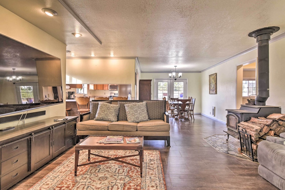 House (Multiple Bedrooms) photo 1
