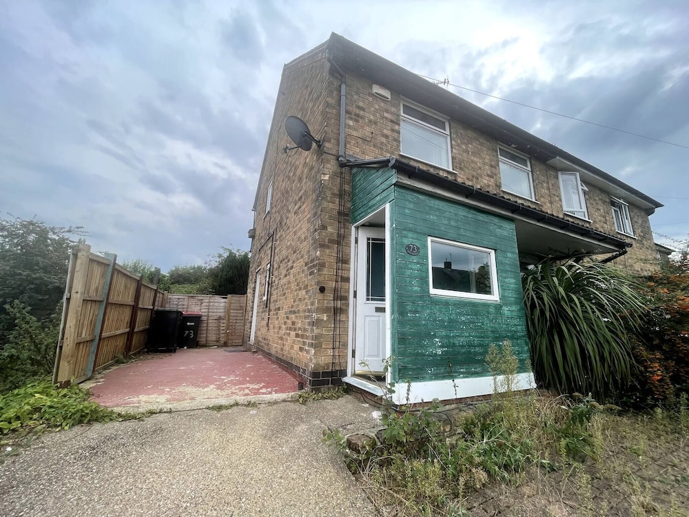Cozy 2 Bedroom Home in Hucknall, Perfect for a Relaxing Getaway, Foto 12