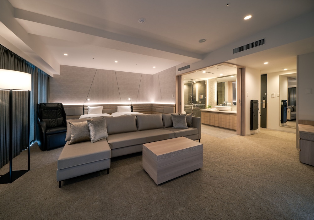 Junior Suite Room - Non-Smoking