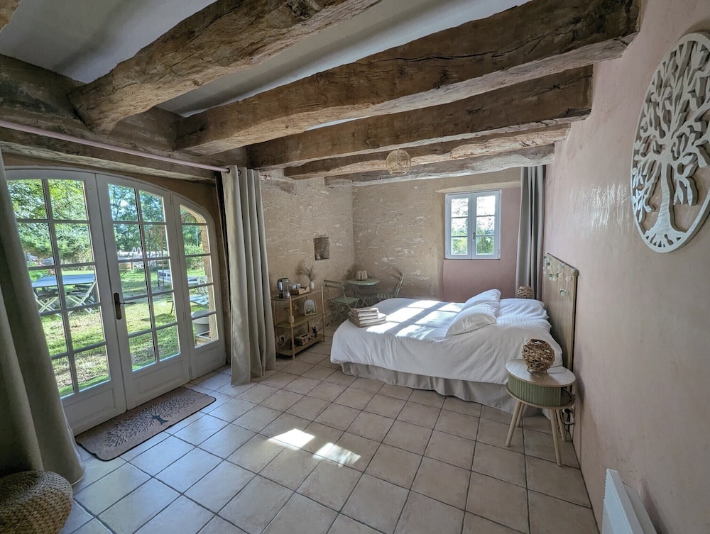 Comfort Double Room, 1 Queen Bed, Non Smoking, Pets Allowed photo 3