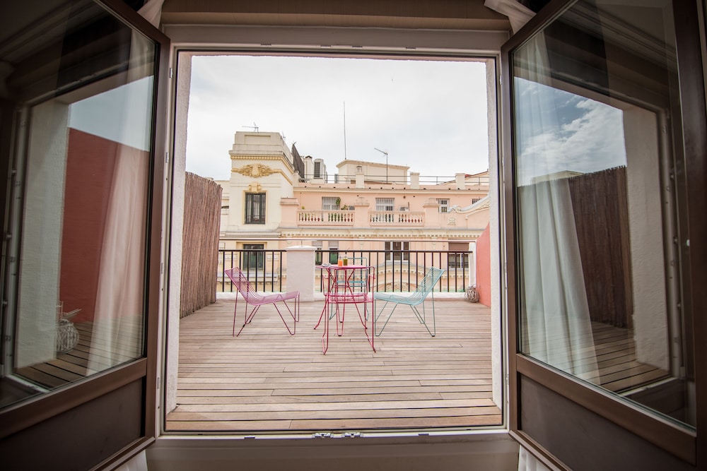Superior Room, Terrace (Puerta del Sol View) - Photo 3