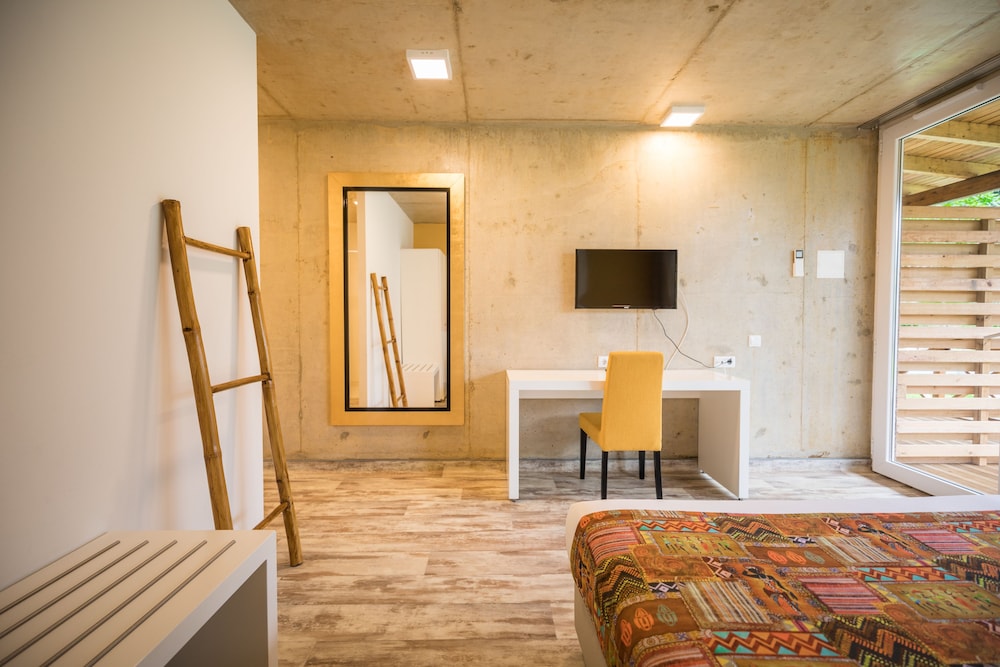 Superior Double or Twin Room photo 3