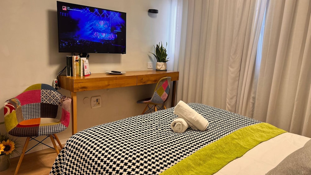 Standard Double or Twin Room photo 1