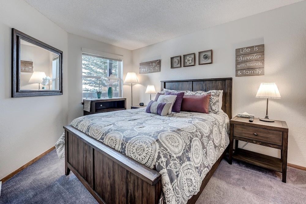 Condo, 1 Bedroom photo 1