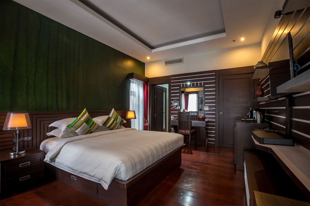 Royal Private Pool Villa - 2Bedrooms