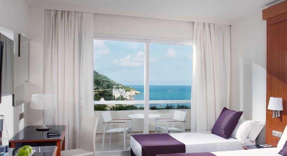 Premium Room, Sea View (Grand) - Photo 7