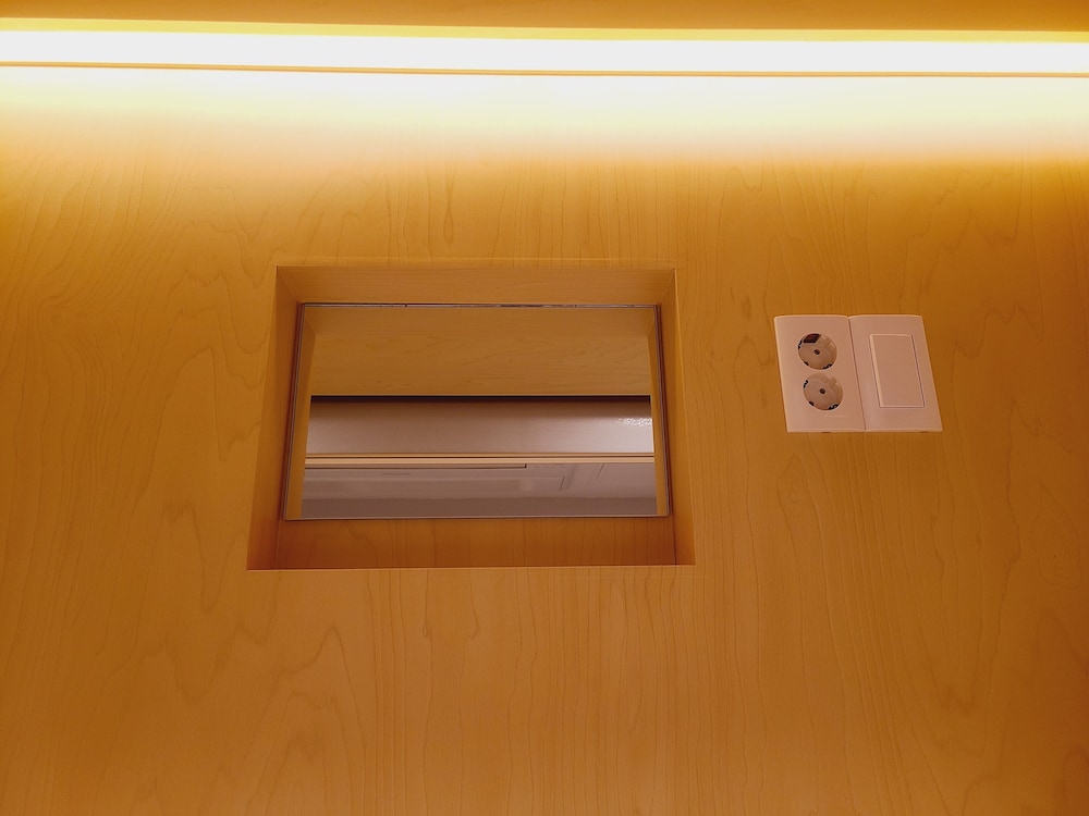 504 (Private Room) - Photo 8
