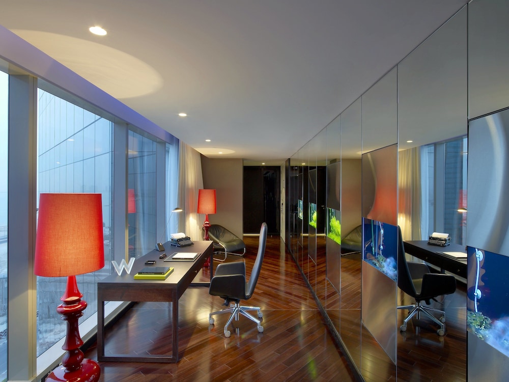 Presidential Suite, 1 Bedroom (Wow Suite) photo 3