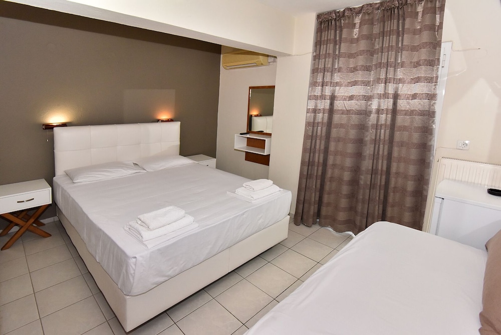 Economy Double Room photo 1