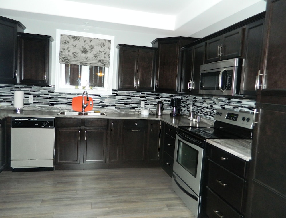 Family Suite, Multiple Beds, Non Smoking, Kitchen photo 3