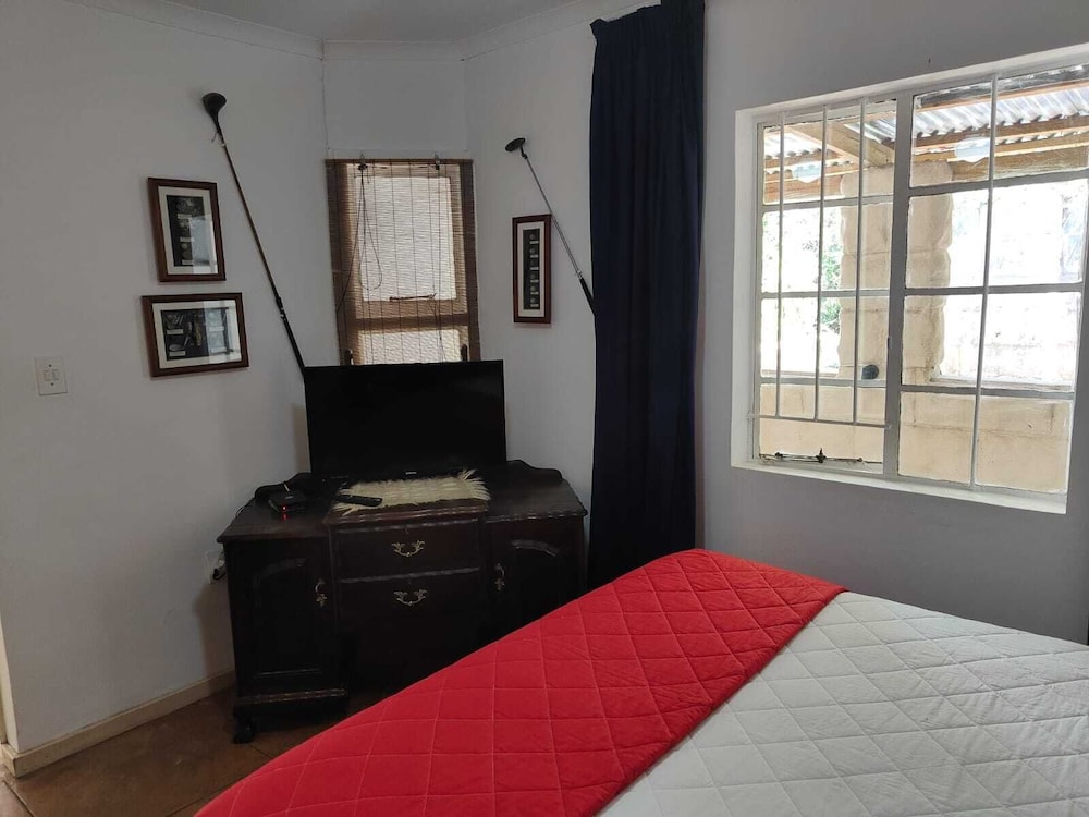 Basic Double Room photo 2